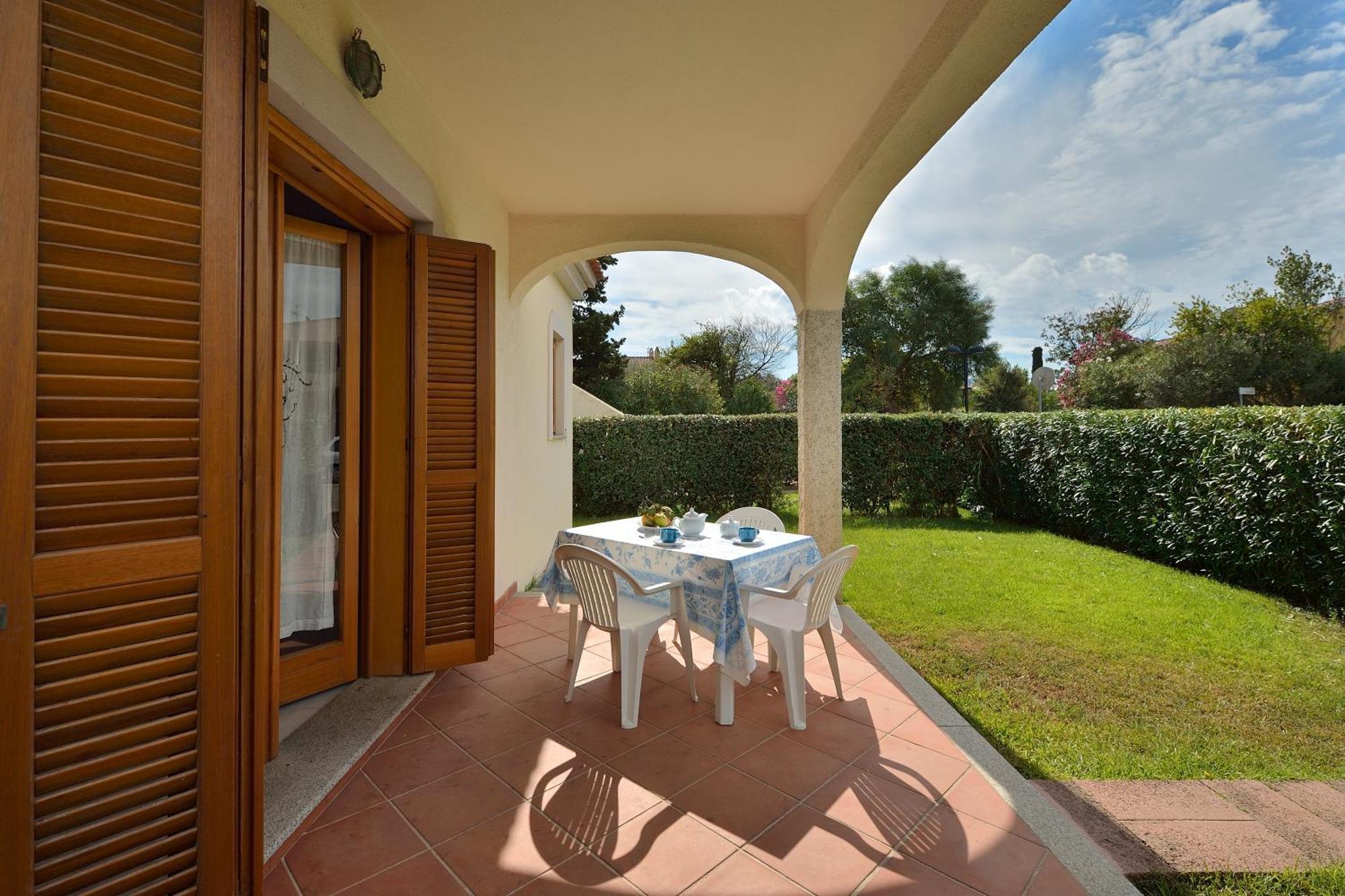 Residence Le Canne San Teodoro  Exterior foto