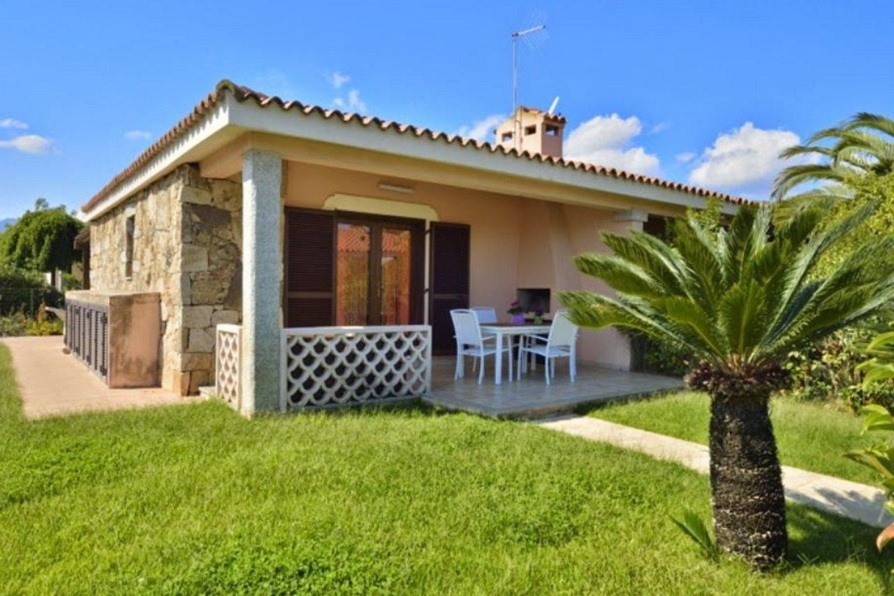 Residence Le Canne San Teodoro  Exterior foto