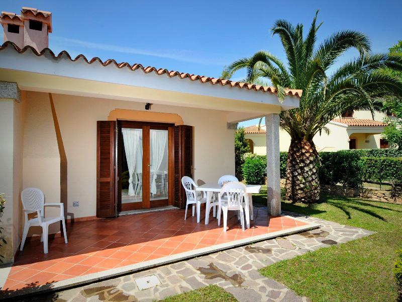 Residence Le Canne San Teodoro  Exterior foto